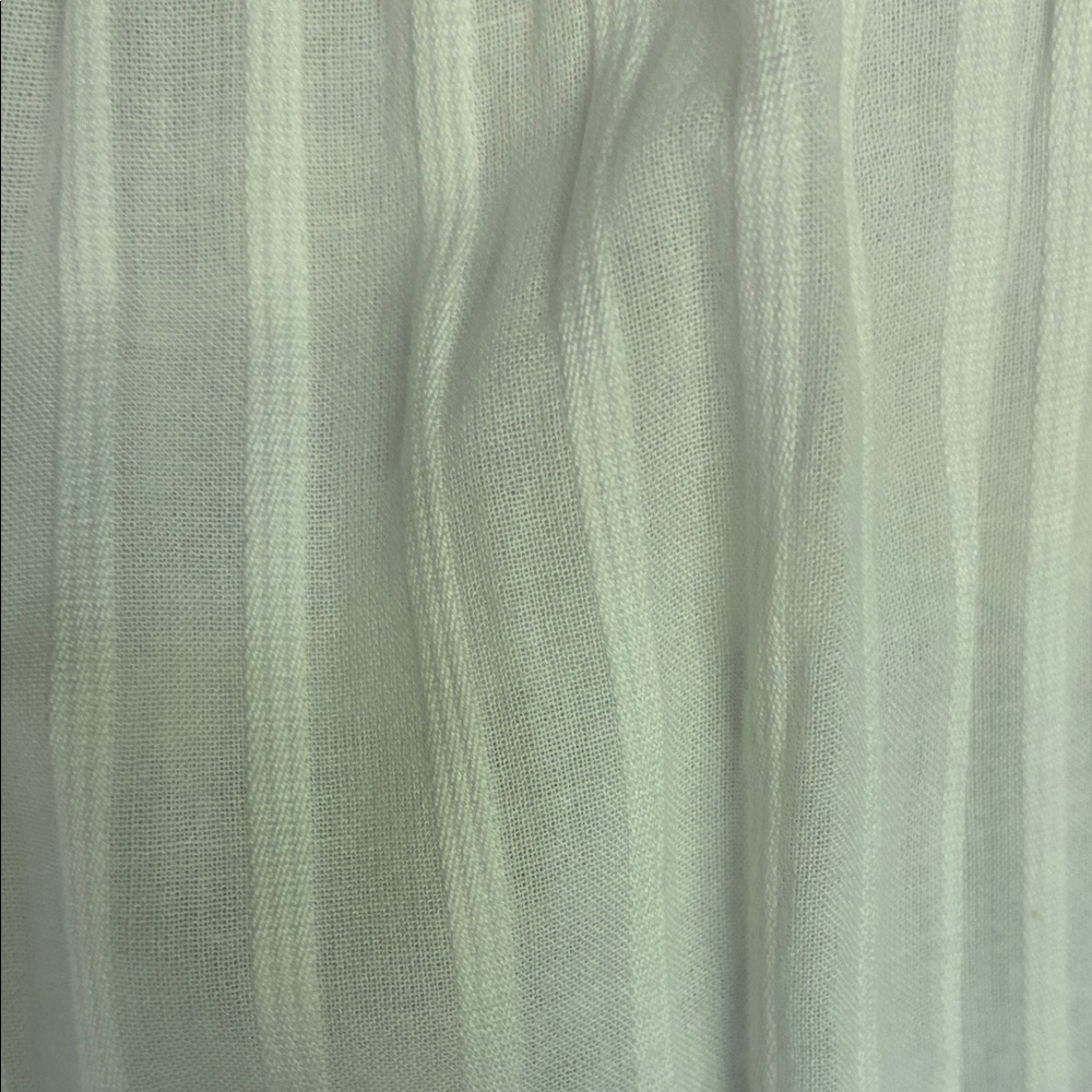 GAP White Semi-Sheer Vertical-Stripe V-Neck cotton top large - Picture 2 of 2